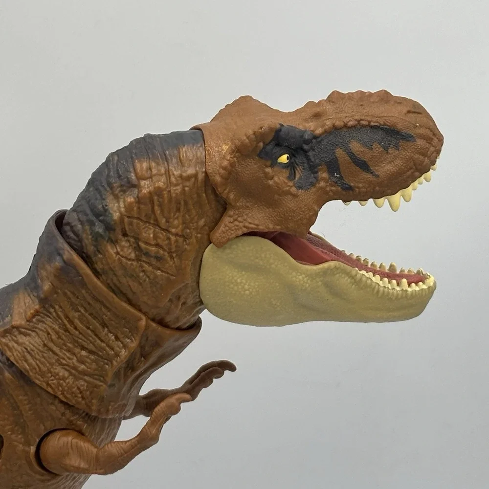 Jurassic World Dominion Extreme Damage Tyrannosaurus Rex Exclusive‎
